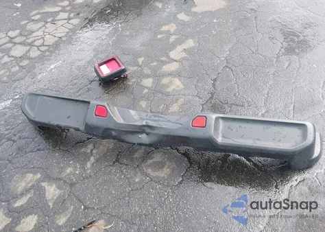 2024 Jeep Wrangler 4Xe z USA, uszkodzony, nr VIN 1C4RJXN6XRW221013